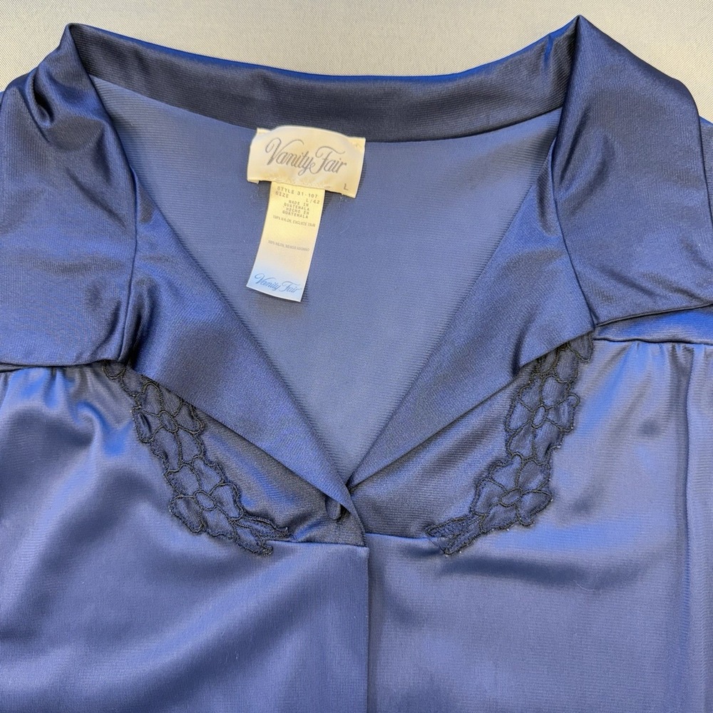 VTG Vanity Fair Robe House Coat Dress Navy Satiny Embroidered Size Medium M